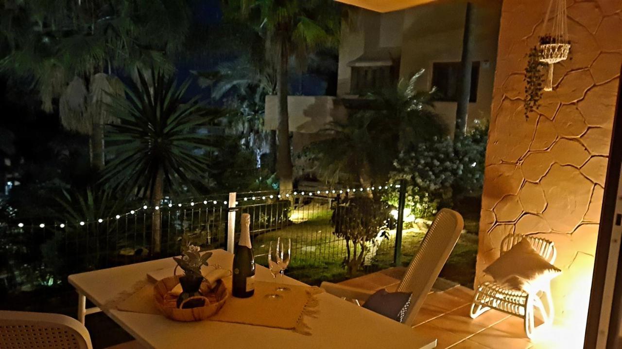Garden Suite Beach & Relax Sitio de Calahonda エクステリア 写真