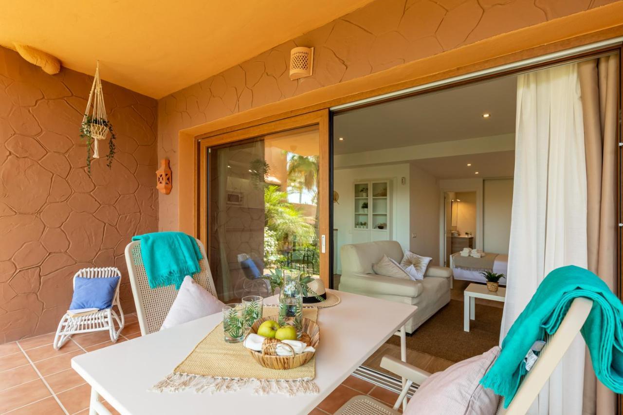 Garden Suite Beach & Relax Sitio de Calahonda エクステリア 写真